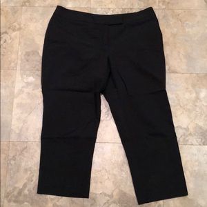 EUC Apt 9 Modern Fit black Capri dress pants